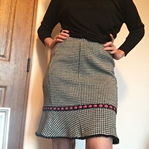 Bell shaped work / party skirt Nanette Lepore